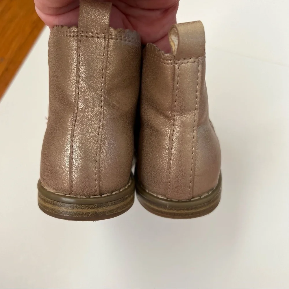 GAP| Kids Ancle High Rose Gold Boots with side zipper closure- Size 10